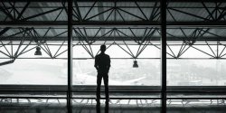 HTML水平分割线怎么添加？HTML hr标签如何使用分隔内容区域