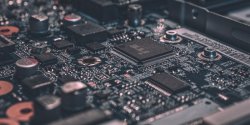 C++函数继承如何实现代码解耦和模块化