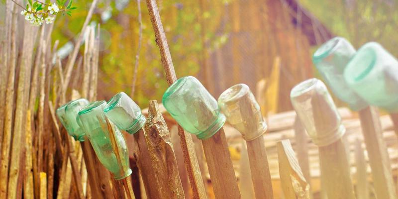 React中实现元素可见性切换:classList的替代方案与条件渲染怎么选?