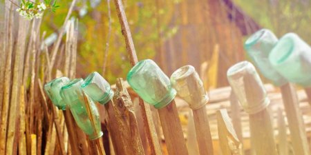 React中实现元素可见性切换：classList的替代方案与条件渲染怎么选？