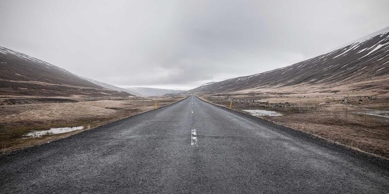 PHP cURL GET请求如何正确设置认证凭据与自定义请求头?